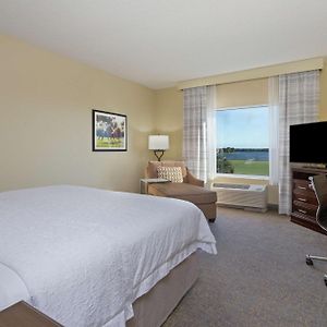 King Room Lake View Non-Smoking